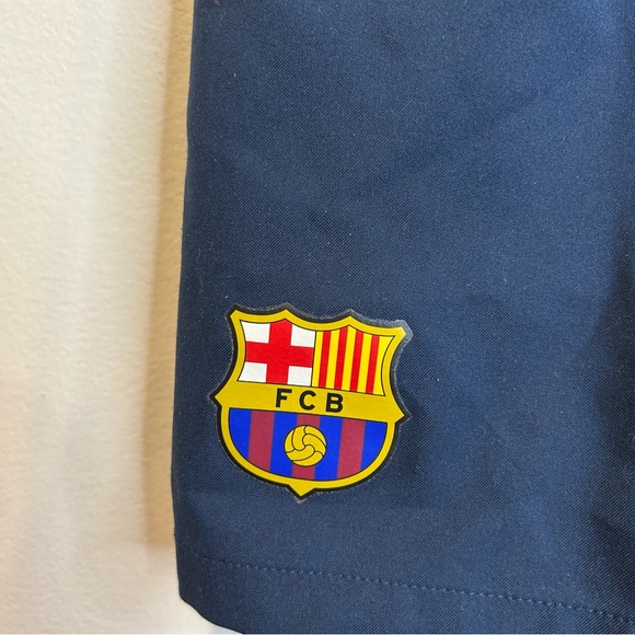 BARCELONA 2013 2014 HOME FOOTBALL SOCCER SHORTS NIKE Boys Blue - Picture 3 of 6